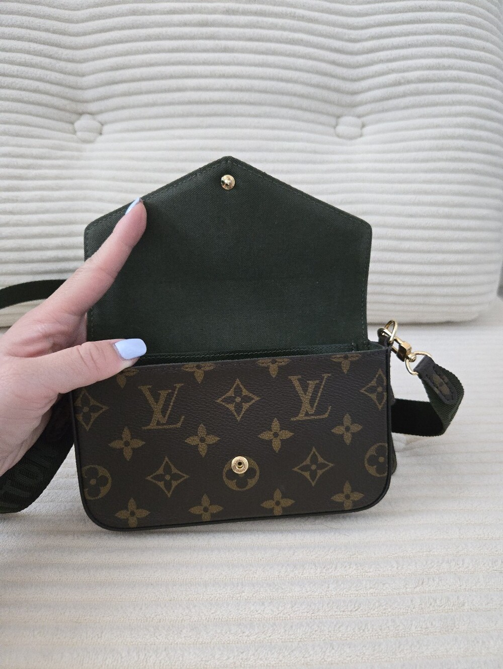 Louis Vuitton Felicie Strap And Go - Picture 10 of 11